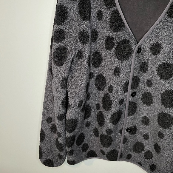 Puma Hoops X CHEETOS Sherpa Sweater - Picture 7 of 16